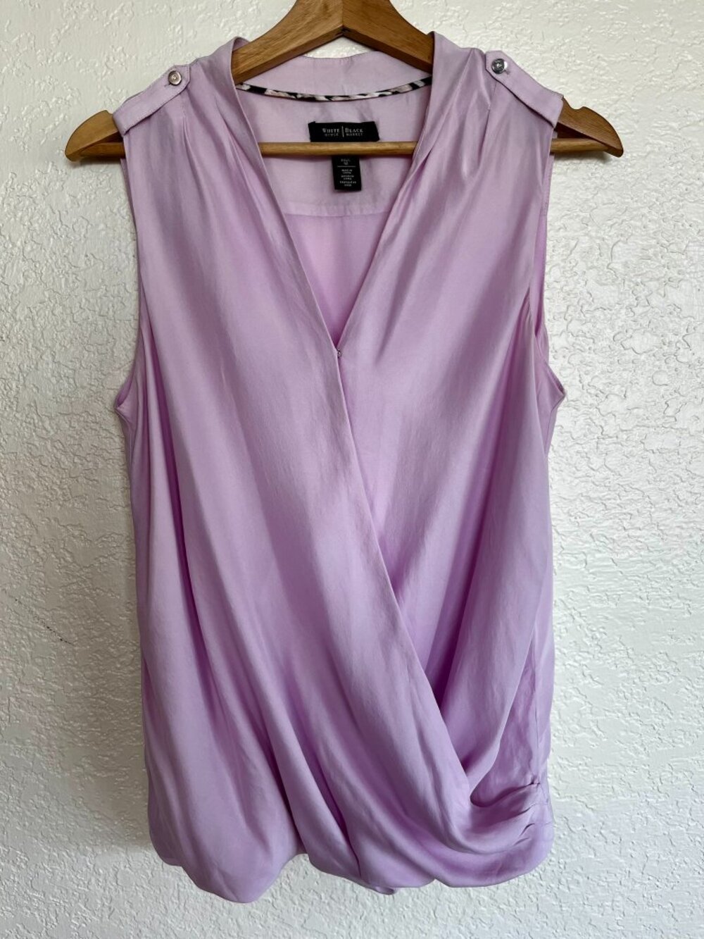 White House Black Market Lavender Sleeveless Silk Blouse, Size M